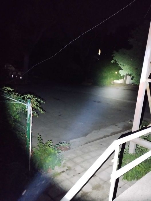 Фенер Sofirn SR12 нов - 1450 лумена - 396 метра