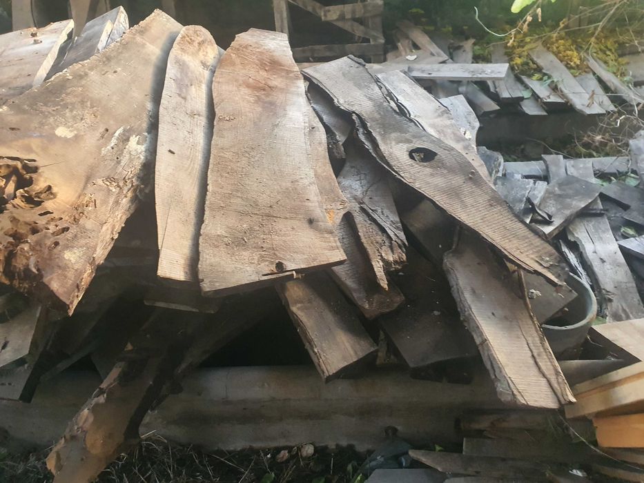 Дървен материал орех