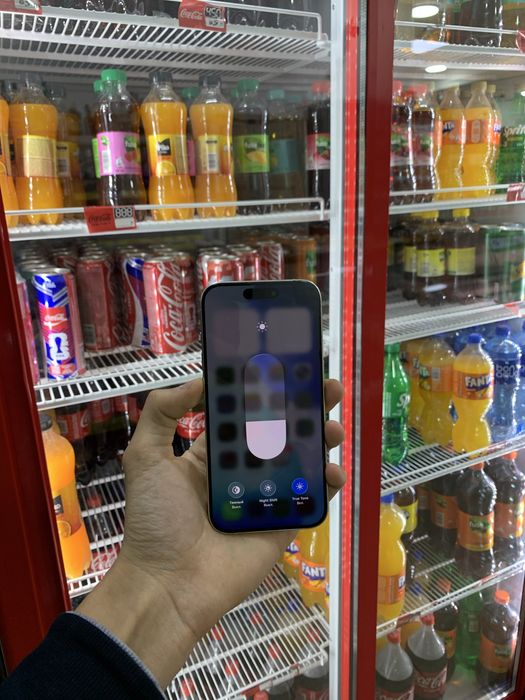 Продам срочно iPhone 15 Pro 256gb