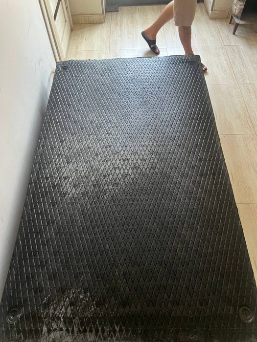 Мат для коровы.