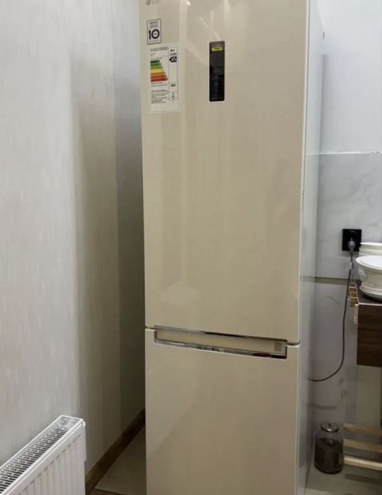 Холодильник LG как новый