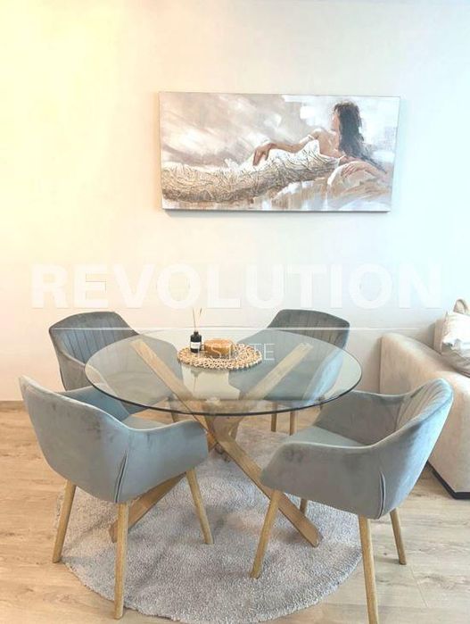 Двустаен апартамент в района на Св.Св. Константин и Елена!