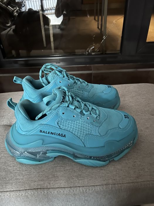 Balenciaga triple s