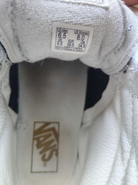 2 чифта Дамски кецове VANS