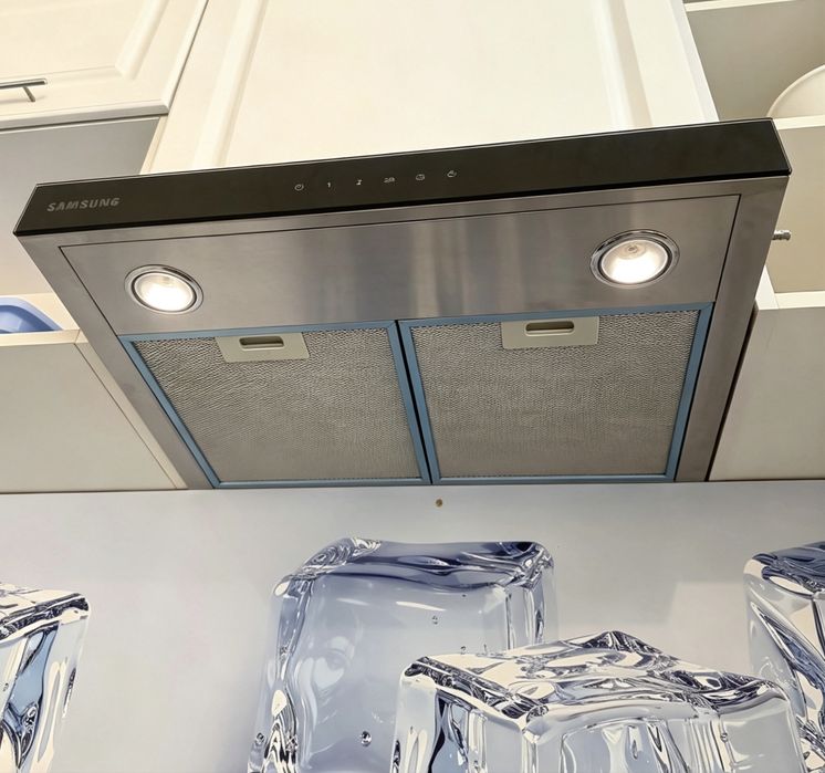 Вытяжка сенсорная