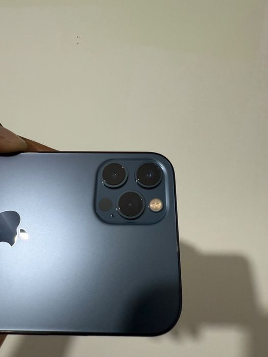 iPhone 12pro 128гб в идеале
