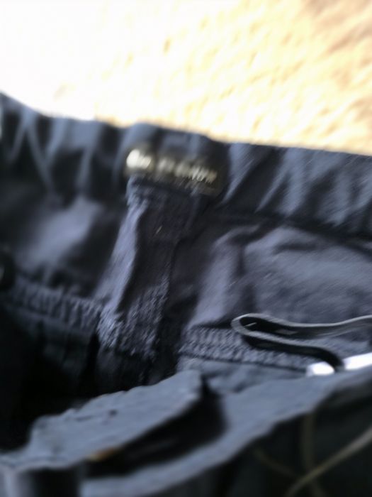Продам брюки C&A, на мальчика новые