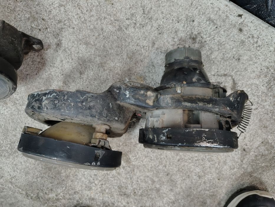 Фарове за БМВ е30 Бош