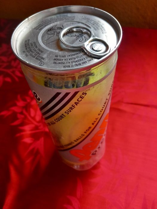 Mingi de tenis. Set trei bucăți