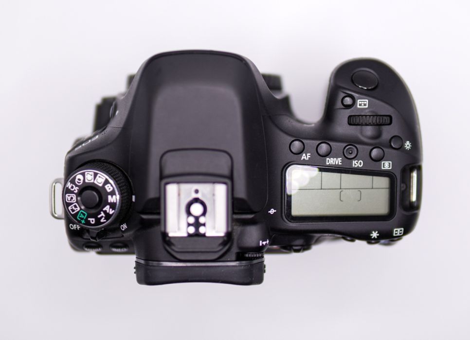 Canon EOS 80D (body)