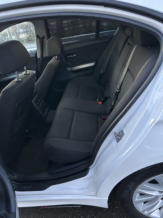 BMW Seria 3 E 90 Motor 2.0 Diesel Fabricatie 2011 Euro 5