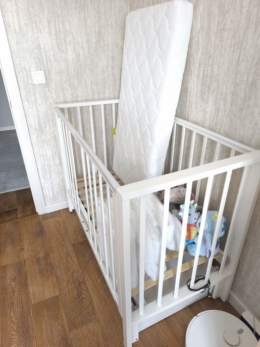 Продам детскую кроватку