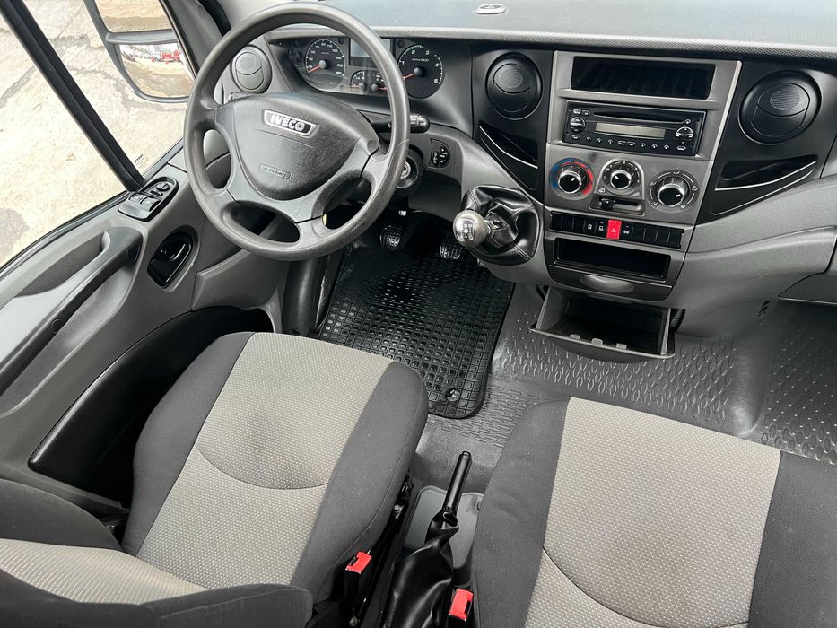 Iveco Daily 35C 15 / Doka - 7 loc