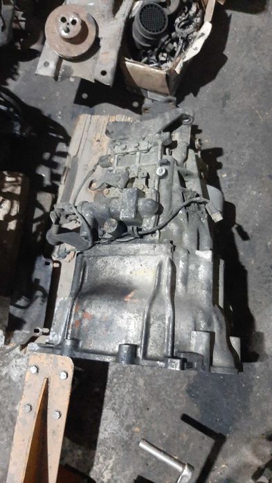 Cutie viteza mitsubishi canter