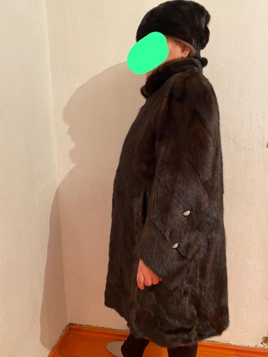 Продам норковую шубу