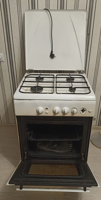 Продам газовую плиту
