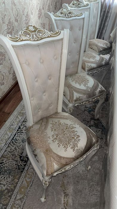 Орындық сатылады.
