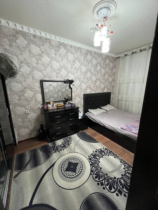 Продаю свою квартиру на Чиланзаре - Спорт товар, 7 квартал