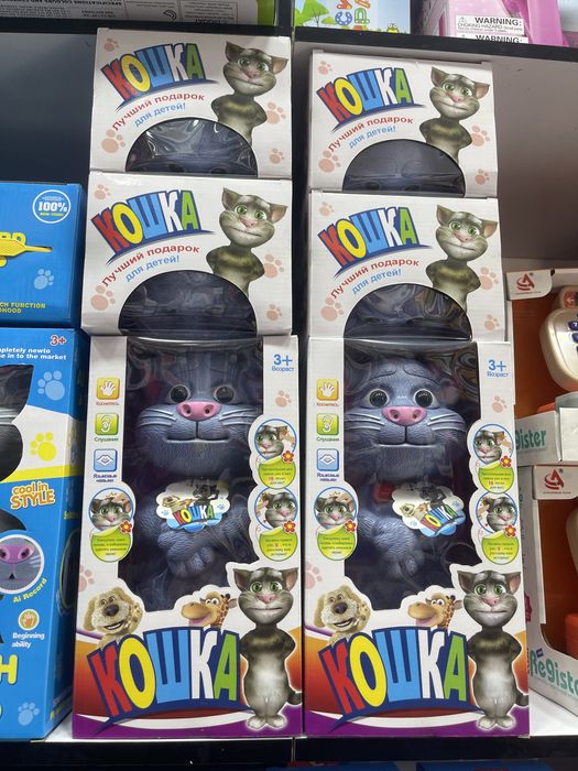 Gapiruvchi mushuk tom  oyinchoq