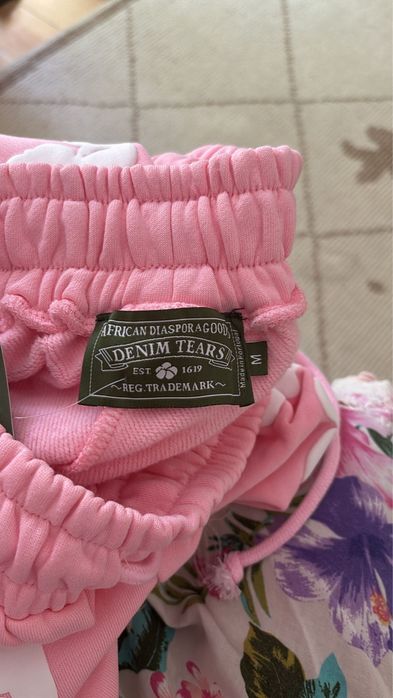 Pantaloni scurti denim tears roz