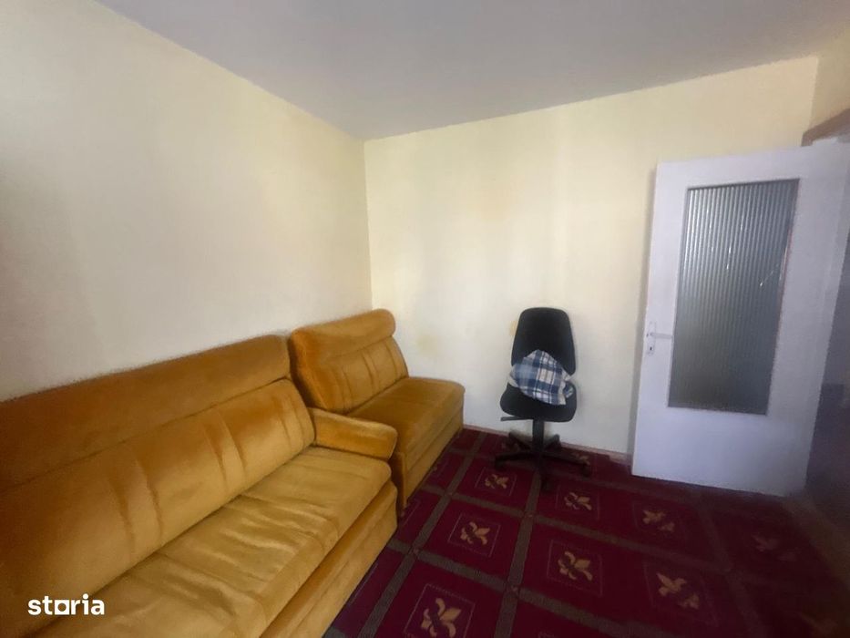 De Vânzare – Apartament 3 Camere, Decomandat – Aleeа Aurorei