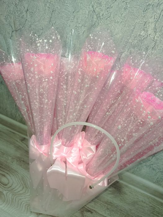 К,у́л мехнати Билан ясалган сун'ий гуллар .Донаси 30.000 /Букети 150.