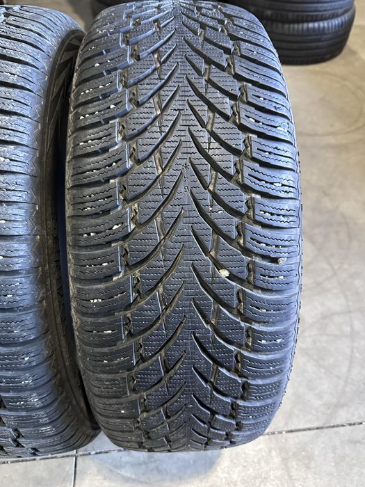 235/50/20 NOKIAN 2бр