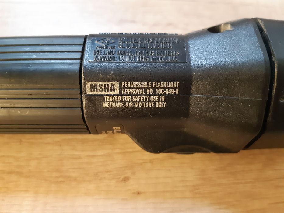 Lanterna PELICAN Black Knight M10 USA