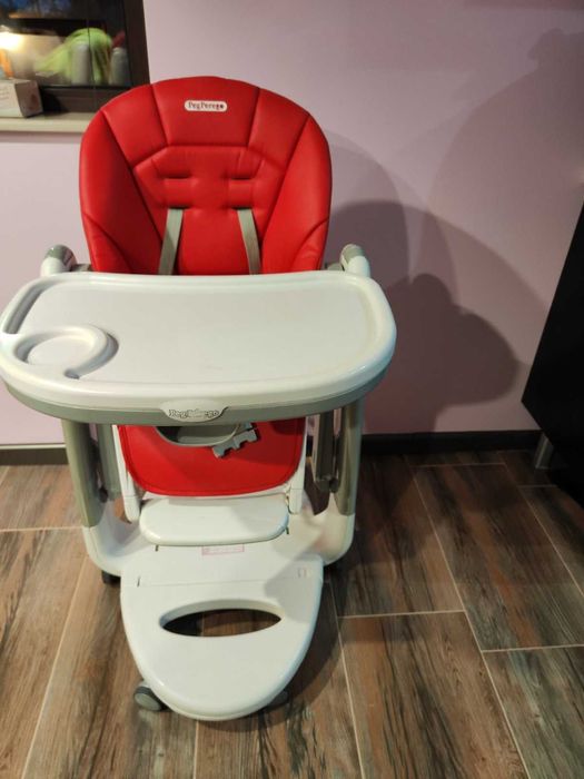 стол за хранене  Peg Perego