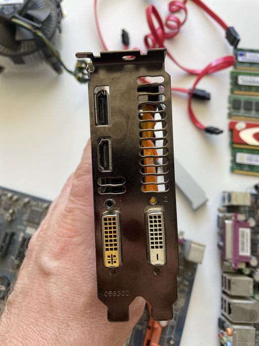 ZOTAC 660 ti 2gb 192 bit