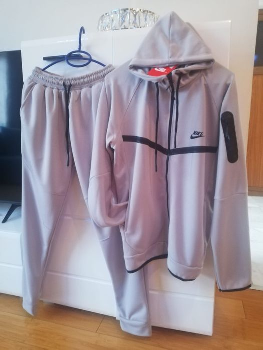 Nike Tech Fleece