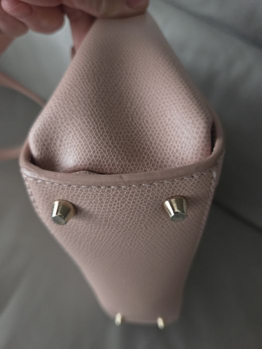 FURLA METROPOLIS medium satchel, culoare moonstone

Stare foarte buna,