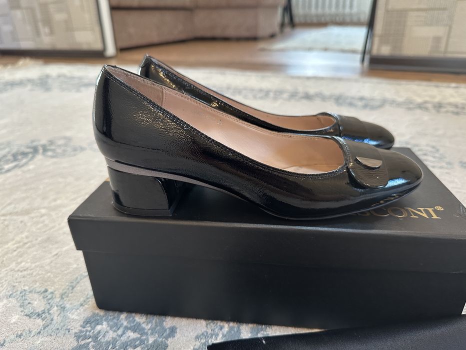 Продам кожаные туфли