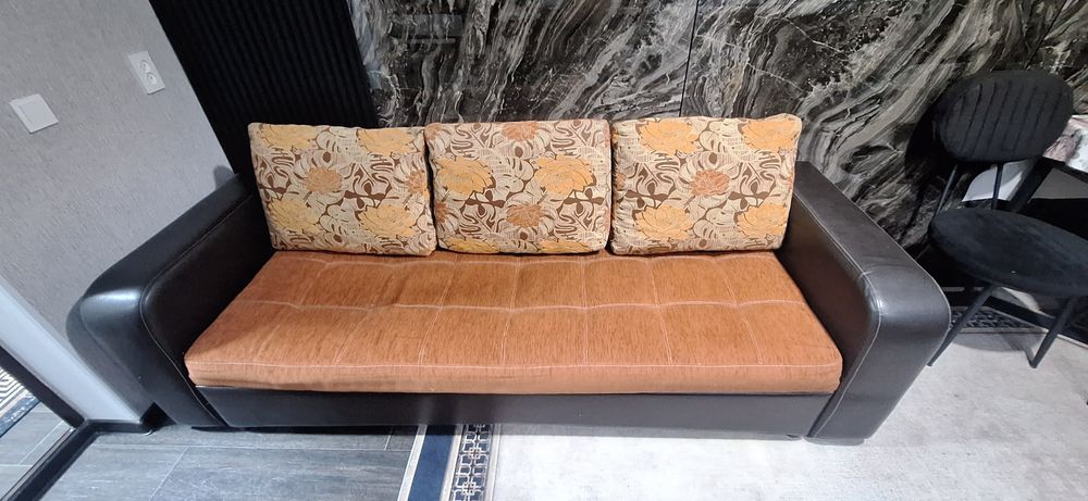 Продаю раскладной диван