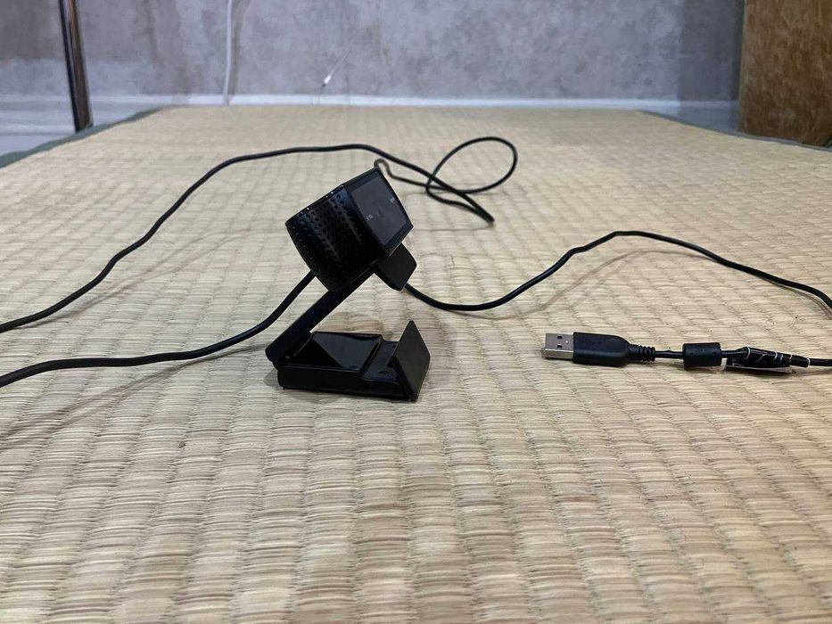 Продам Веб камеру Logitech C920 и С922