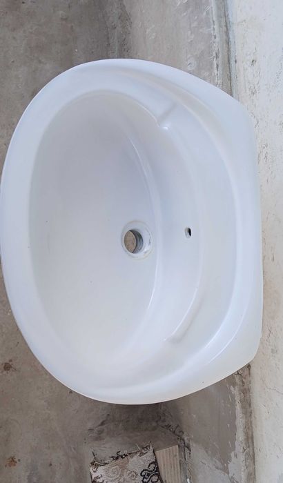 Раковина сотилади.