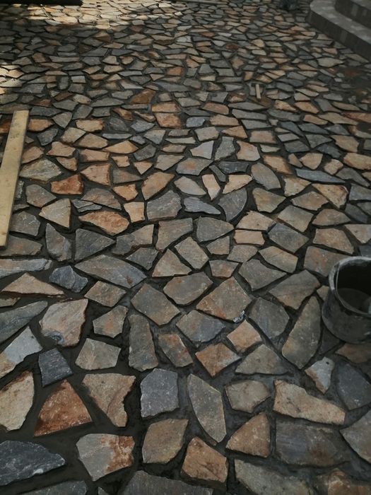 Piatra naturala pentru pavaje grele și placări