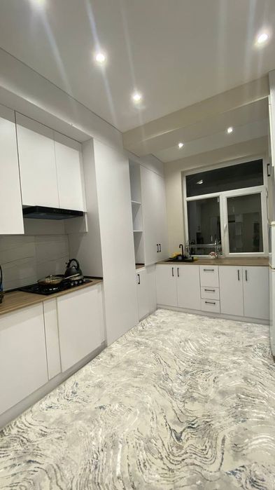 Срочно Продаётся двухкомнатная квартира рядом с метро.