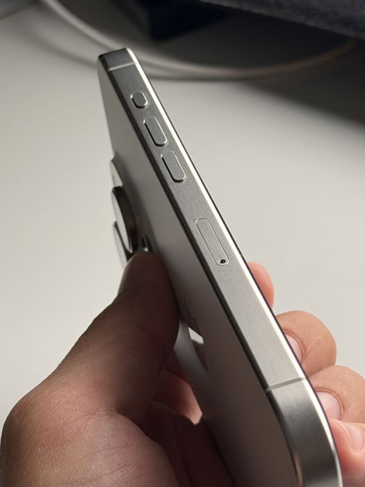 Iphone 15 pro 128 GB