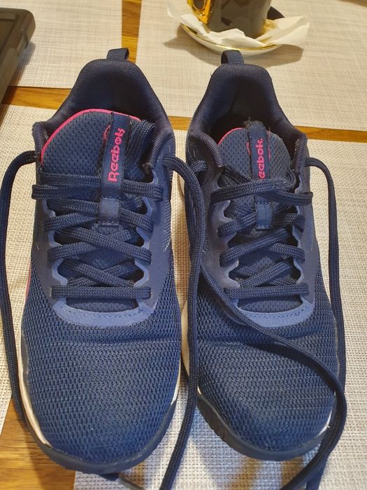 Vand adidasi Reebok marimea 37.5, 24 cm