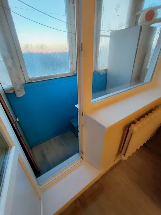 Продается 2-комн (6-67, 3 эт)