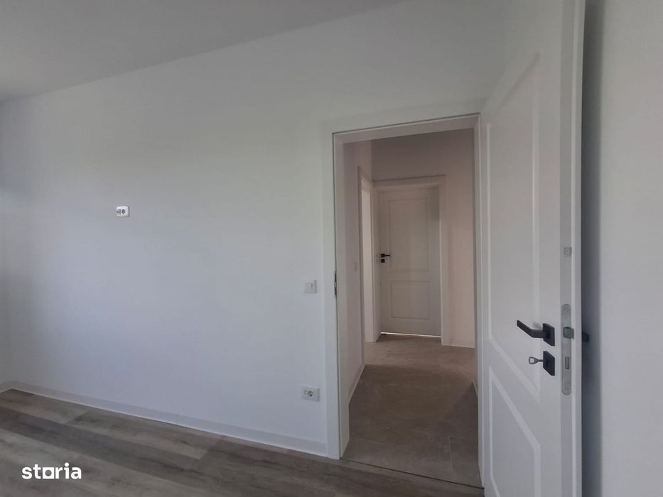 Rest de plata/schimburi Casa nouă cu 5 camere, curte și acces asfaltat