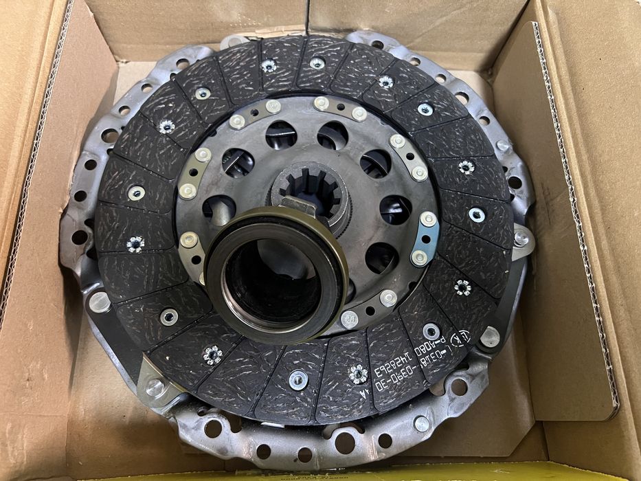 Нов съединител комплект за Bmw E46 330d-184кс/320d-150кс и 330XD 184кс