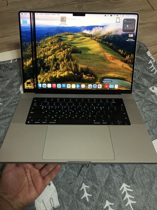 MacBook pro 16 inch 2021