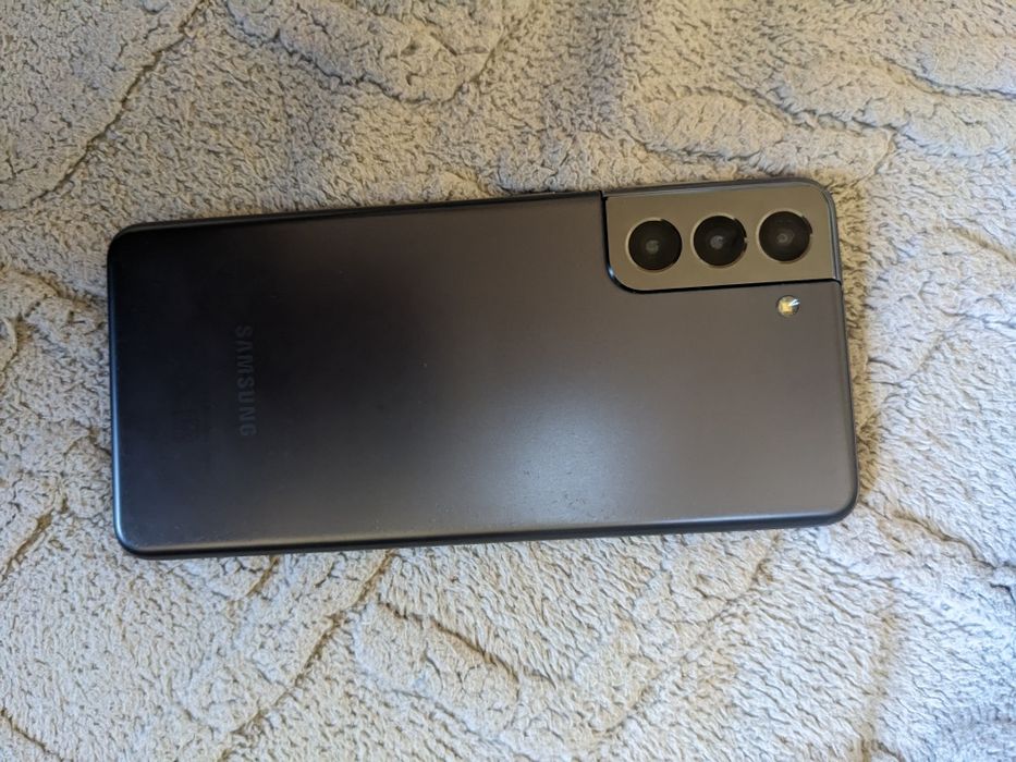 Продам SAMSUNG S21