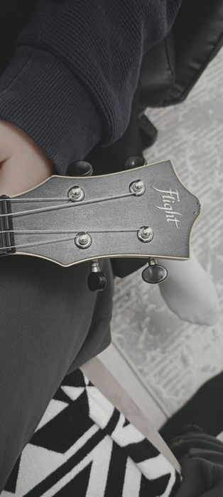 Укулеле в хорошем состоянии