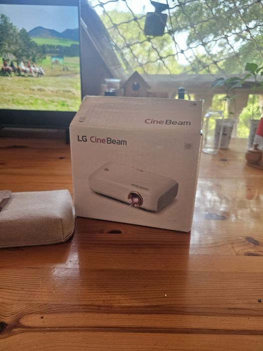 LED проектор на LG PH550