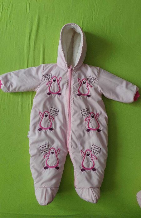 Два Космонавта  за момиченце  74-80 размер