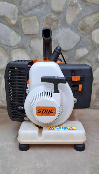 Vând motopompa stihl P840