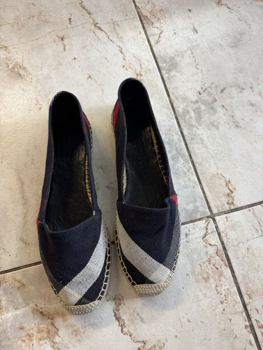 Burberry ,39 номер